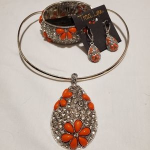 Traci Lynn Jewelry - 🆕️Traci Lynn Caribbean Orange Bracelet Traci Lynn Jewelry - 🆕️Traci Lynn Caribbean Orange Bracelet